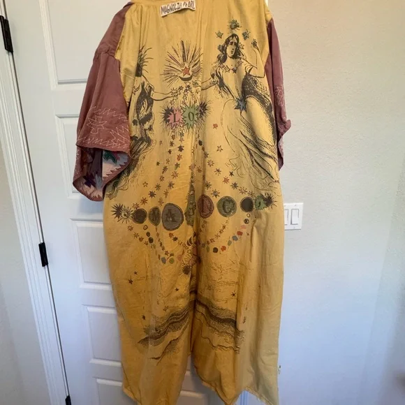 Magnolia Pearl Reversible Kimono - Picture 1 of 3